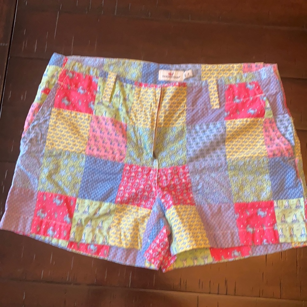 Vineyard Vines women’s shorts